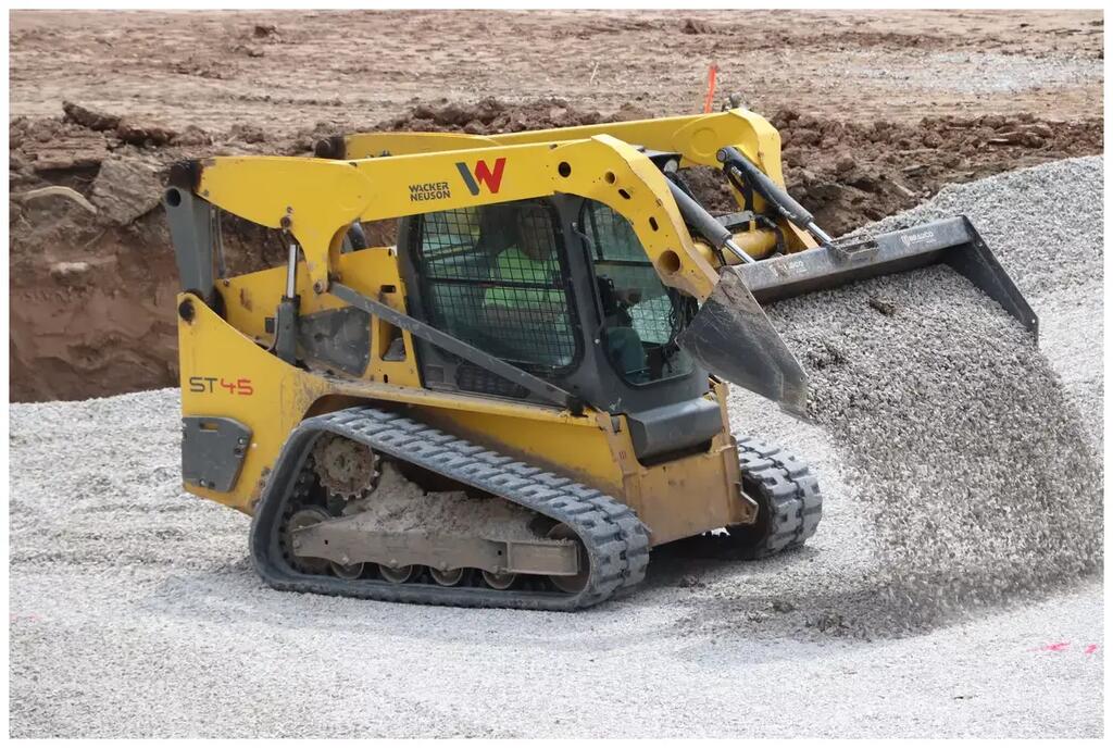 2026 Wacker Neuson ST45 - Image 3