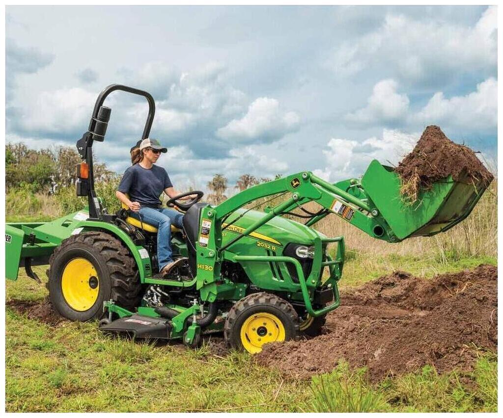 2025 John Deere 2032R - Image 3