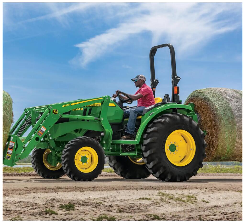 2025 John Deere 4044M - Image 2