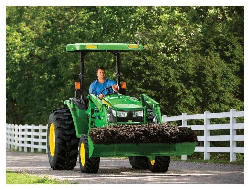 2025 John Deere 4044M - Image 3