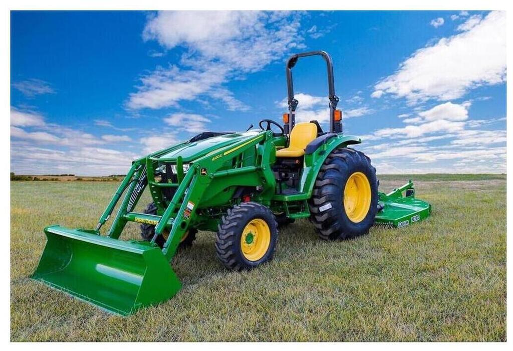2025 John Deere 4044M - Image 4