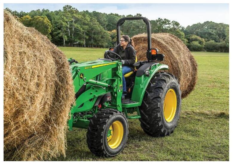 2025 John Deere 4052R - Image 2