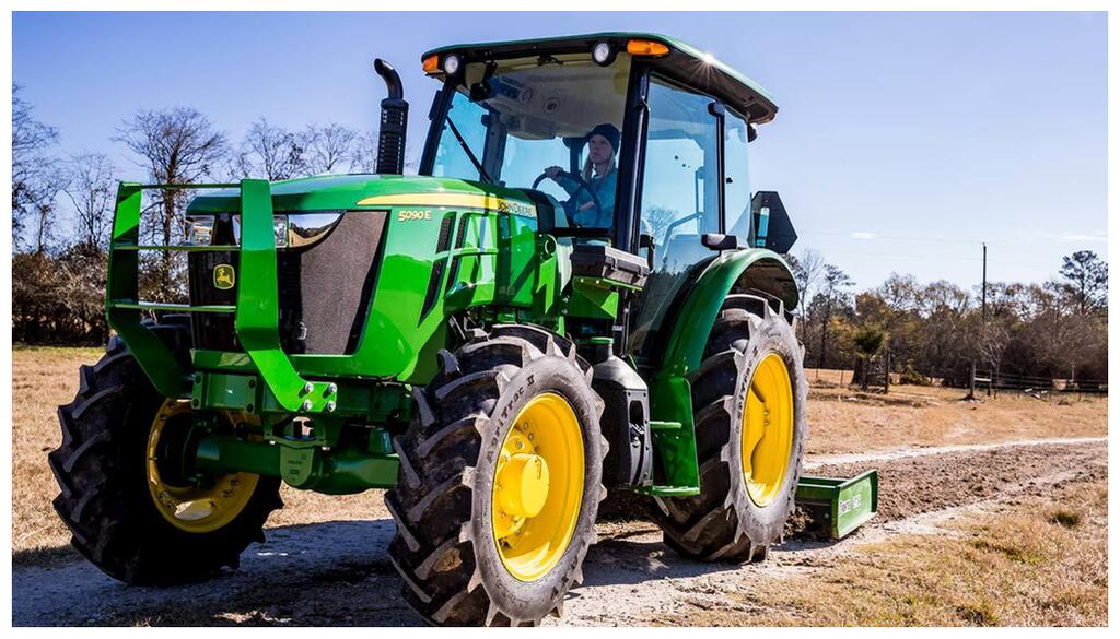 2025 John Deere 5090E - Image 2