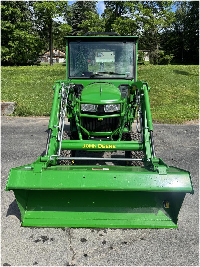 2023 John Deere 2038R - Image 2