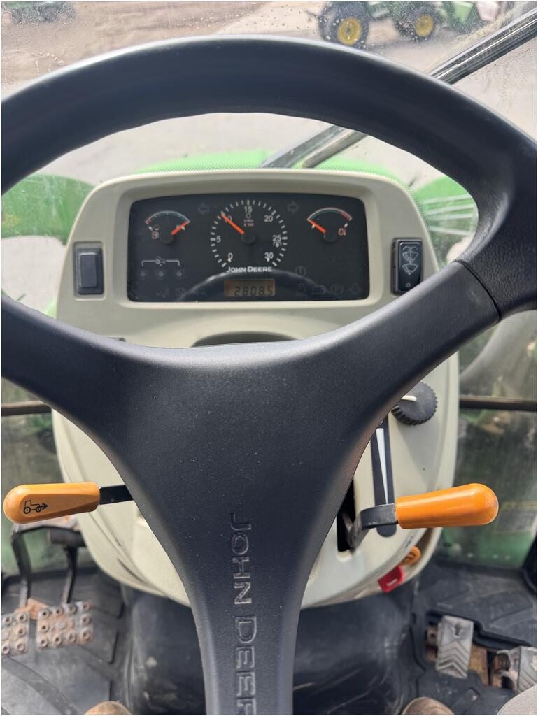 2008 John Deere 3720 - Image 4